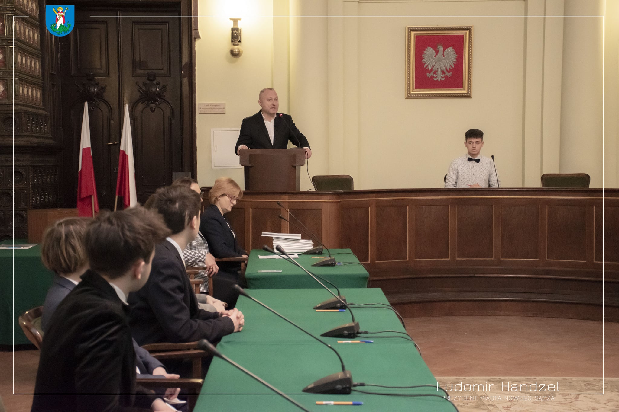 ℹ️ W sali reprezentacyjnej Ratusza odbyło się pierwsze posiedzenie Młodzieżowej Rady Miasta III kadencji.