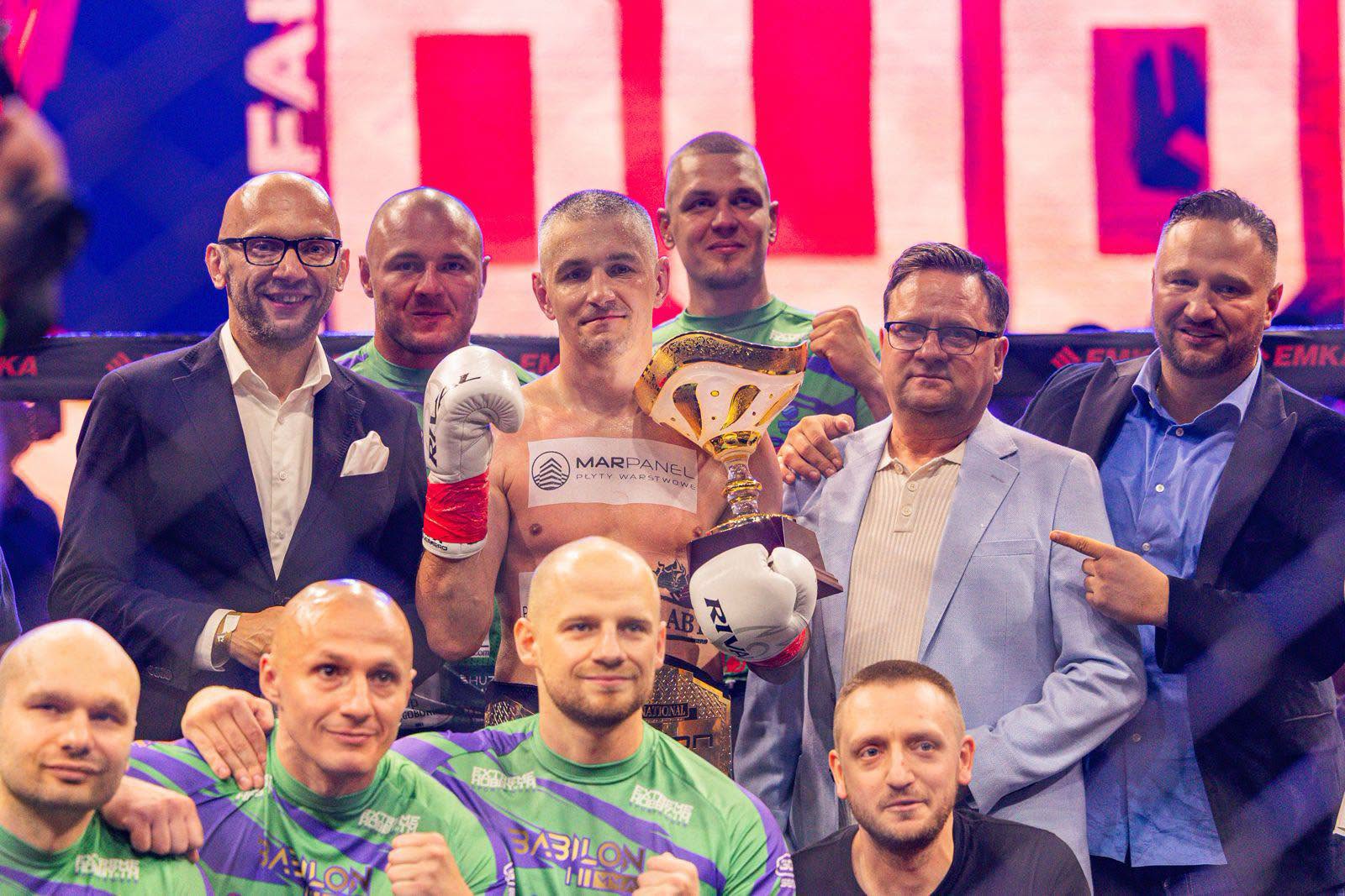 Rafał Dudek obronił pas